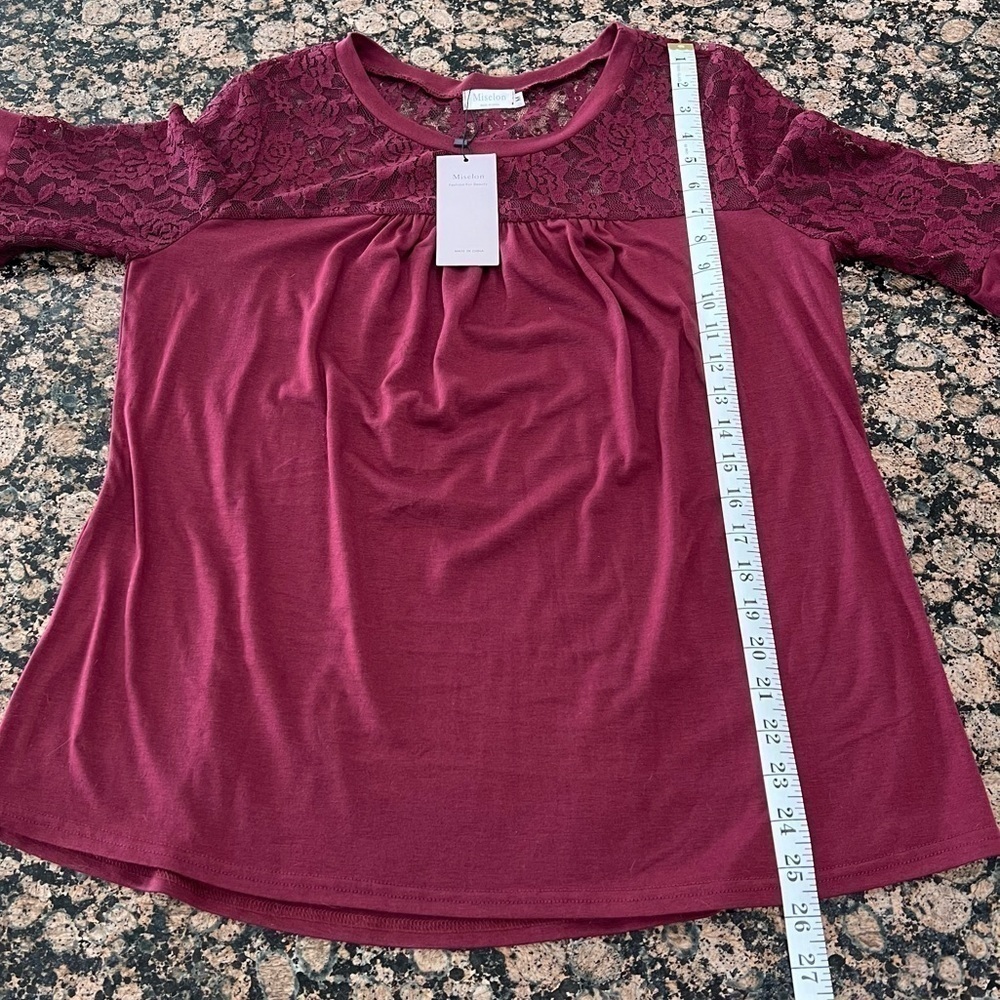 NWT Miselon Lace Detail Top With Bell Sleeves Burgundy Size Medium - Picture 10 of 11